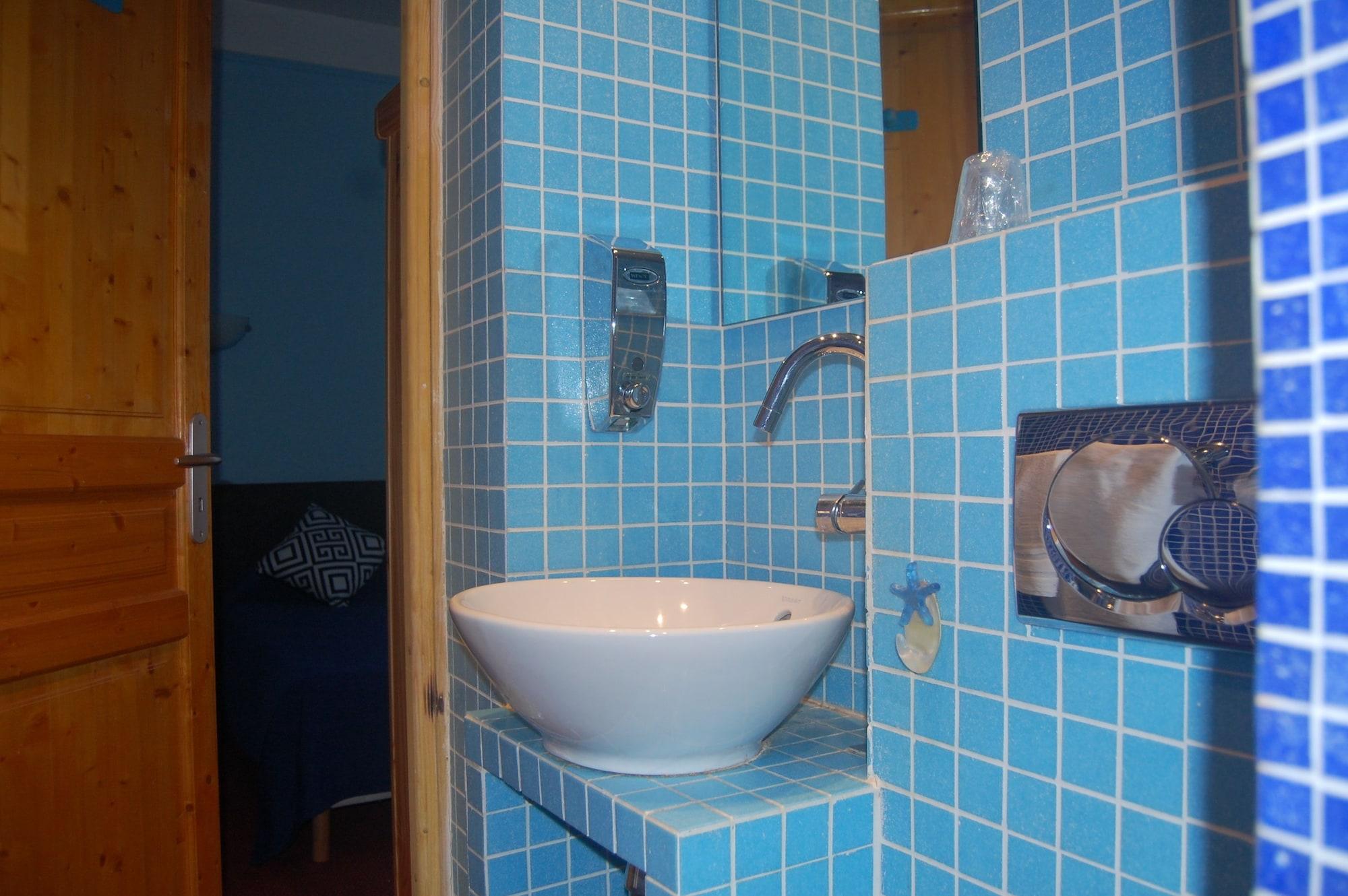 Hotel Jean Bart Париж Екстериор снимка