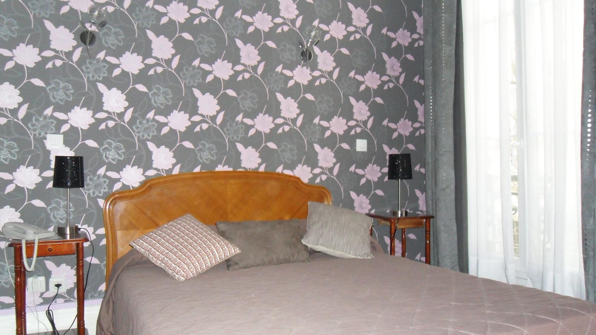 Hotel Jean Bart Париж Екстериор снимка