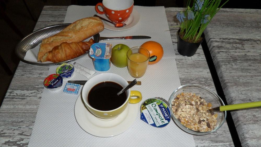 Hotel Jean Bart Париж Екстериор снимка